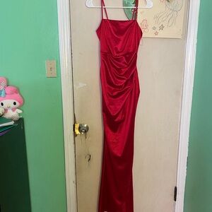 Elegant Red Evening Dress